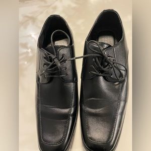 Perry Ellis Black Dress Shoes